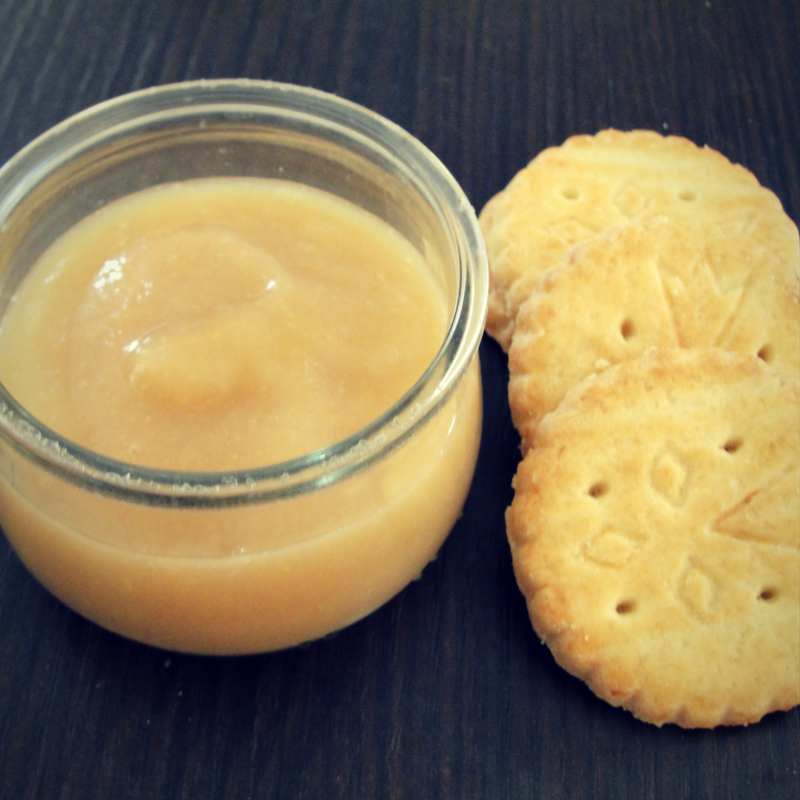 Compote avec gateaux